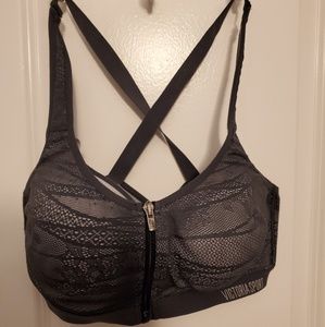 Victoria's Secret Ultra Max Front Close Sports Bra